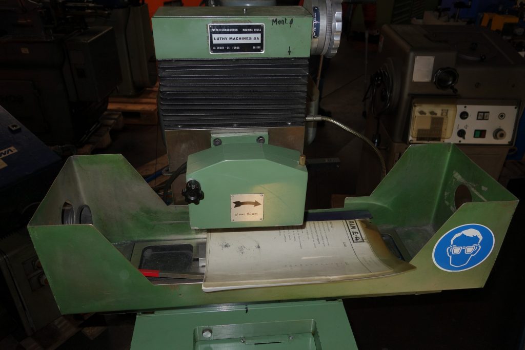 SAIM Small surface grinder E4 approx 150mm x 100mm capacity Machinery