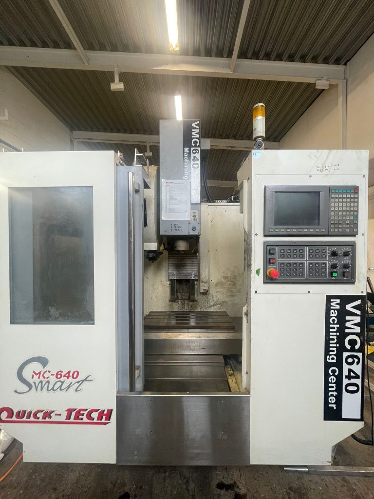 QUICK TECH Machining centres (2 off) VMC640 (2007) – Price for 2 ...