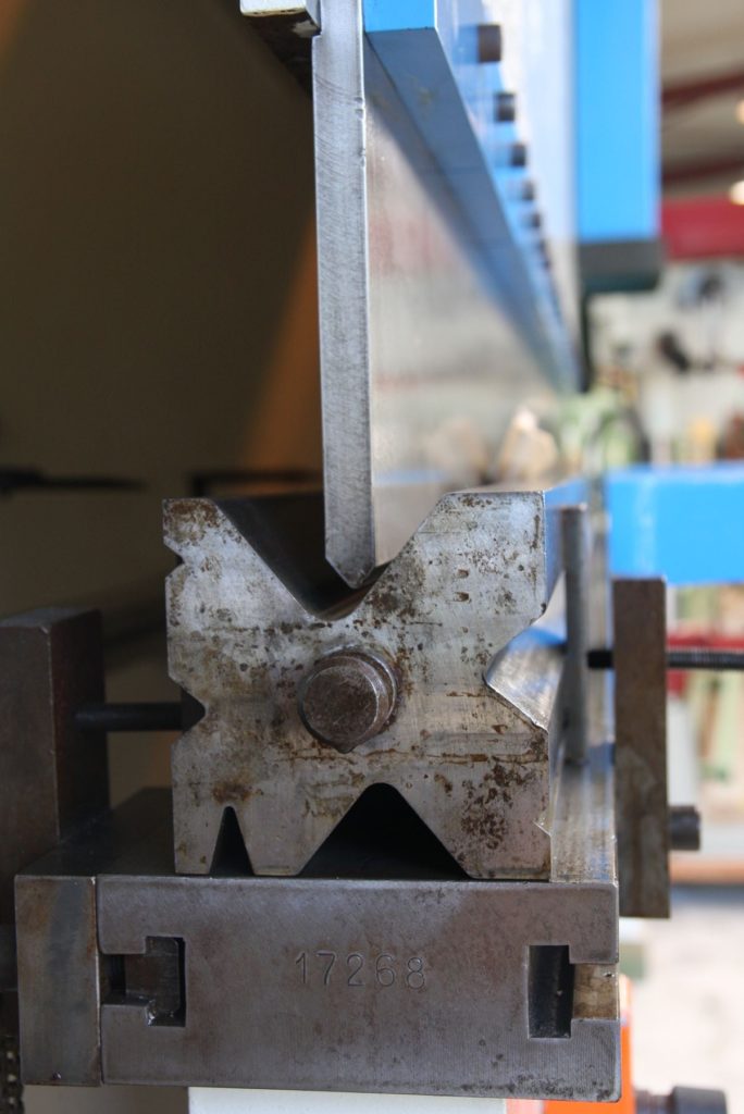 LVD Press brake PPEB 200 t x 3100mm (1990) Excellent condition, new