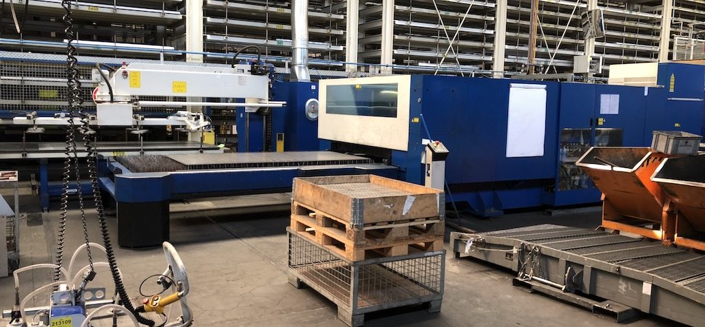 Trumpf Laser Cutter, (04 2007), Video – Exloaded Trulaser 5030 Classic 